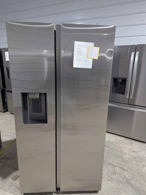 NEW Samsung 27 cu ft. Side by side Refrigerator - Image 3